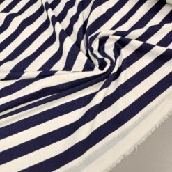 Marineblau-weiß-blickdicht,leicht elastischer Zorzet(180g/m2) 1kg/19,90€