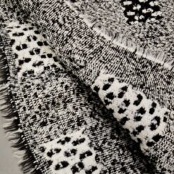 Winterlicher schwarz-grauer Wollstoff für Mäntel und Jacken - eleganter Look (Breite 1,10 m, 480 g/m²)